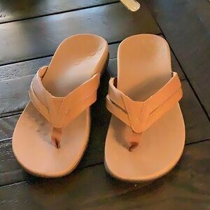 Tan Flip Flop Sandals